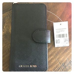 Michael Kors IPhone 7 wallet case
